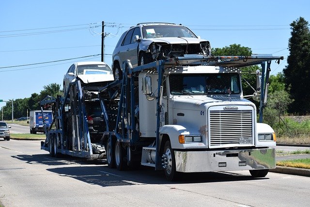 an image of towing service in Superior